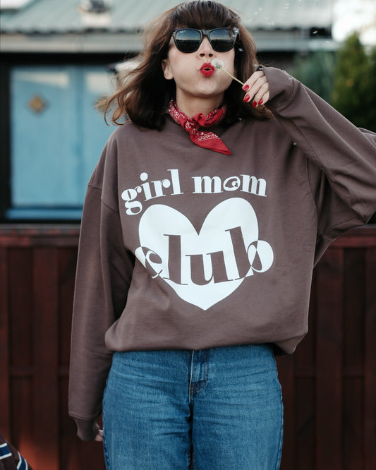 GIRL MOM CLUB sweatshirt